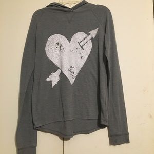 Girl’s Mudd Long Sleeve Grey Heart Shirt w/Hood
